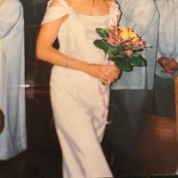 Ladies Evening Dress - Picture 10 of 12